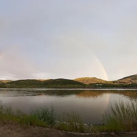 Chalet Erdo Lelke Vendeghaz: Mesebeli, Erdoszeli Fahaz Panoramaval